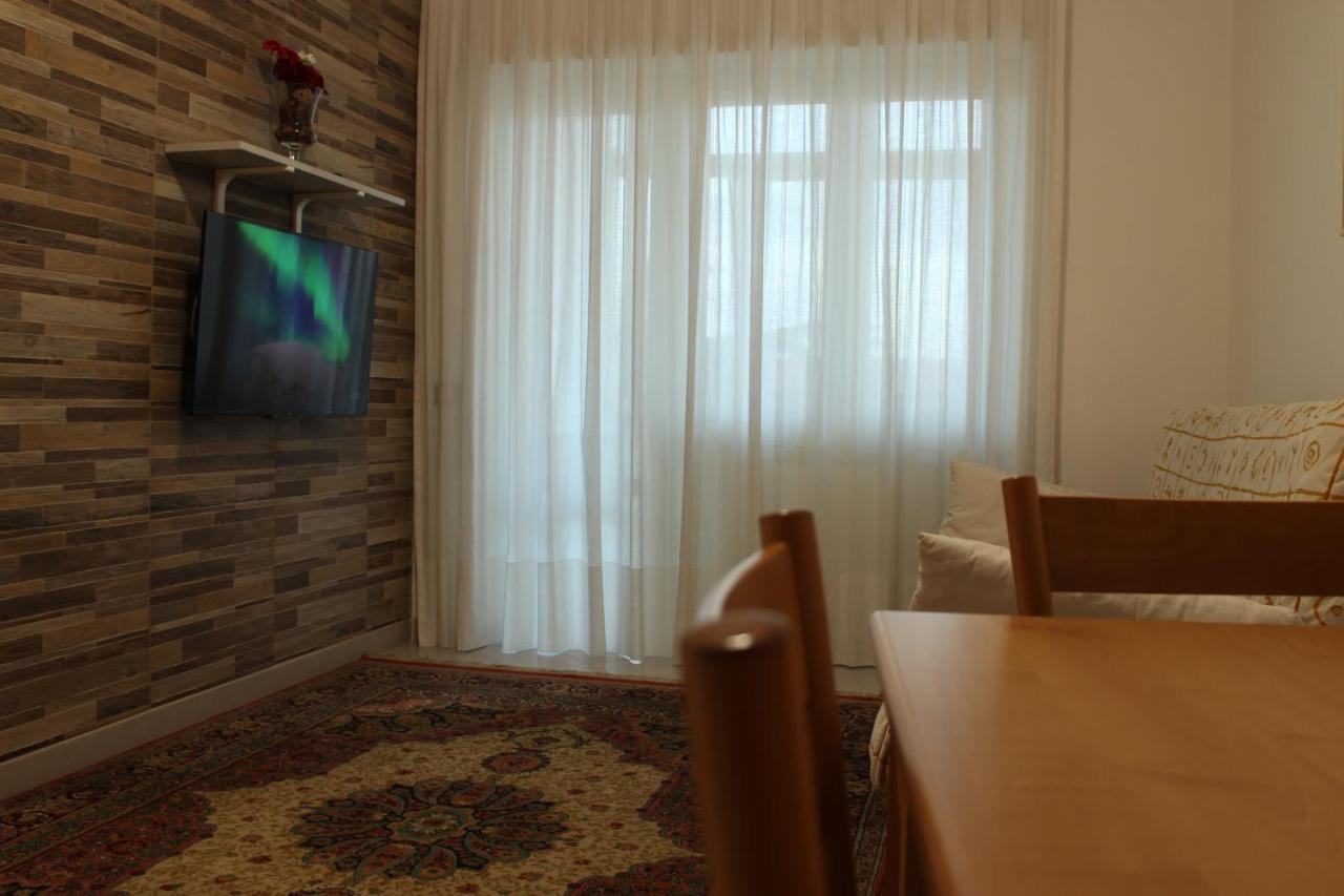 VI Floor Apartment โรม ภายนอก รูปภาพ