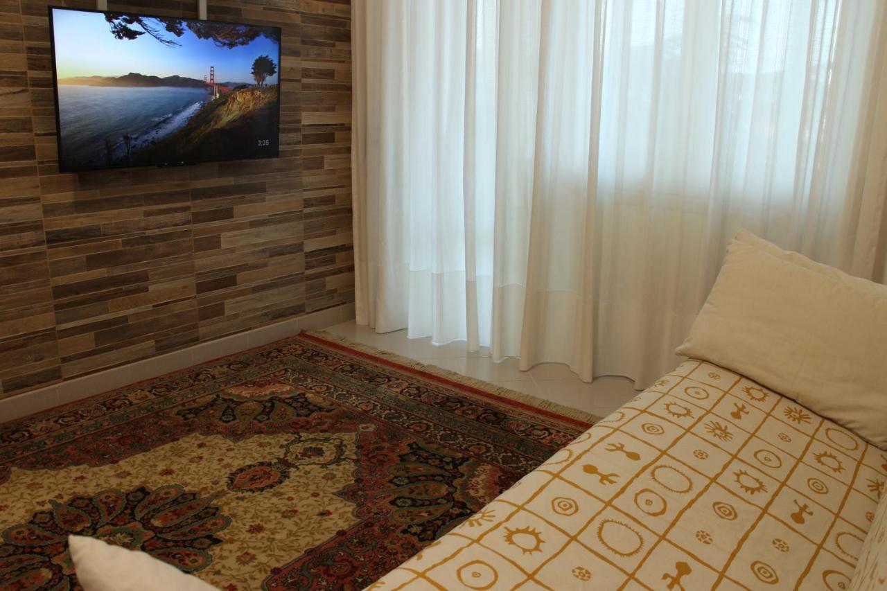 VI Floor Apartment โรม ภายนอก รูปภาพ