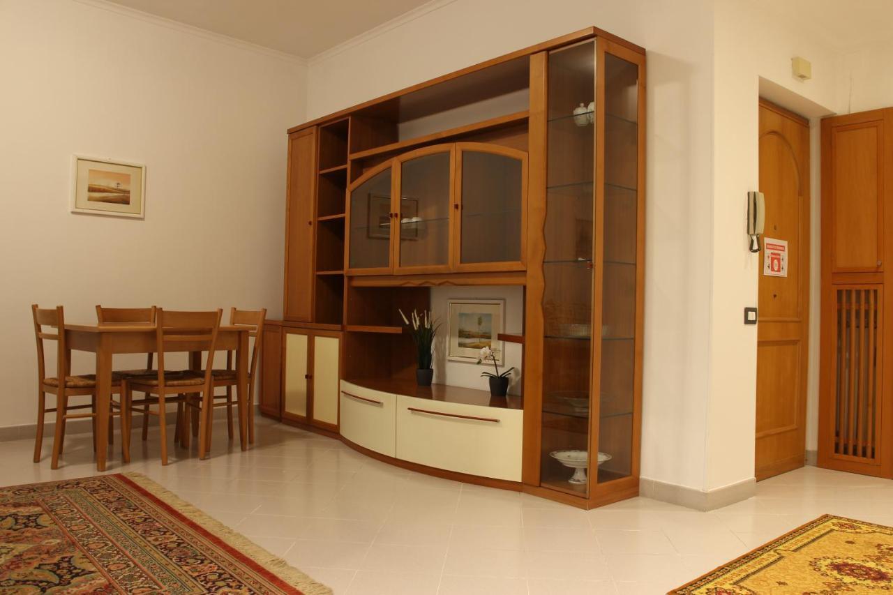 VI Floor Apartment โรม ภายนอก รูปภาพ